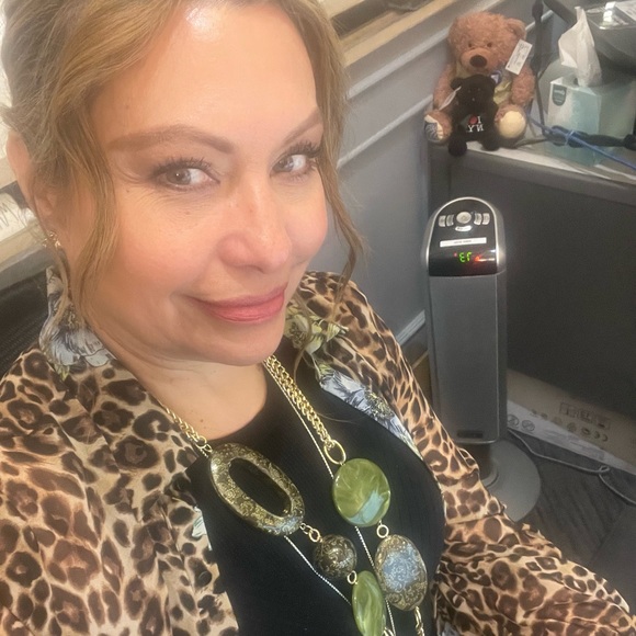 Meet your Posher, Maria - Picture 2 of 8